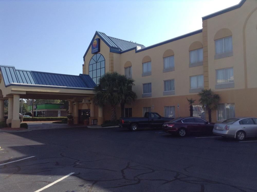 Comfort Inn & Suites Ftjackson Maingate Columbia Buitenkant foto