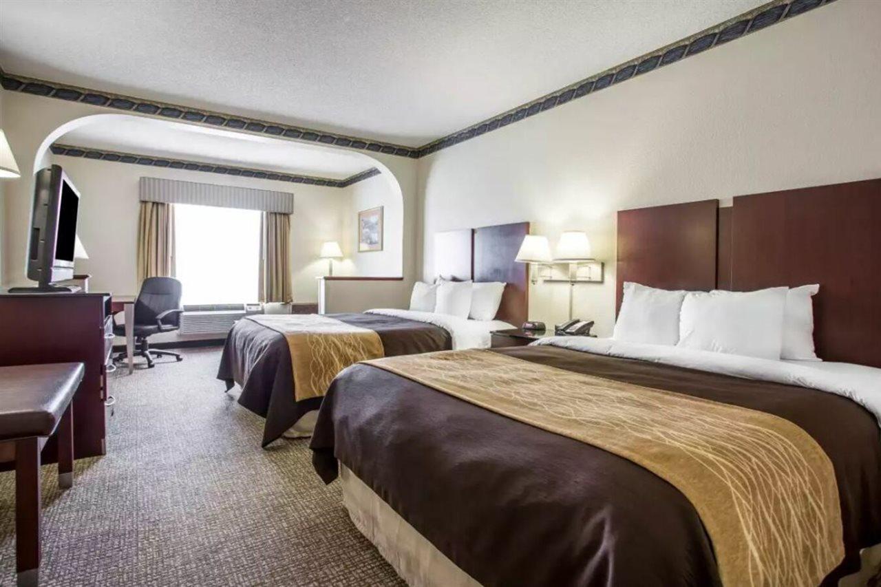 Comfort Inn & Suites Ftjackson Maingate Columbia Buitenkant foto