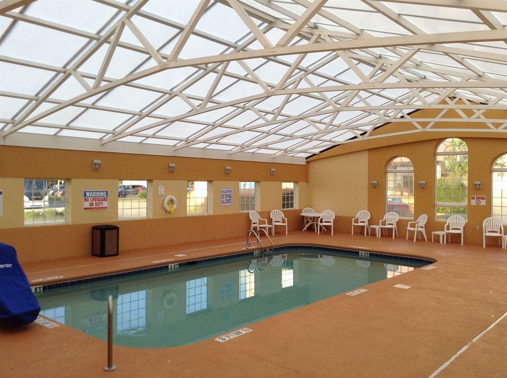 Comfort Inn & Suites Ftjackson Maingate Columbia Buitenkant foto