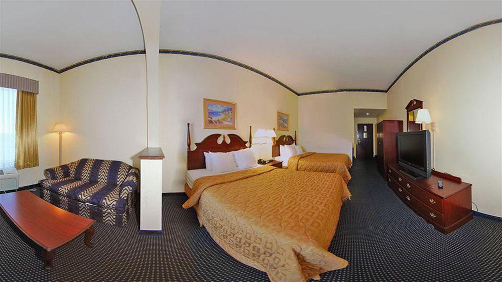 Comfort Inn & Suites Ftjackson Maingate Columbia Buitenkant foto