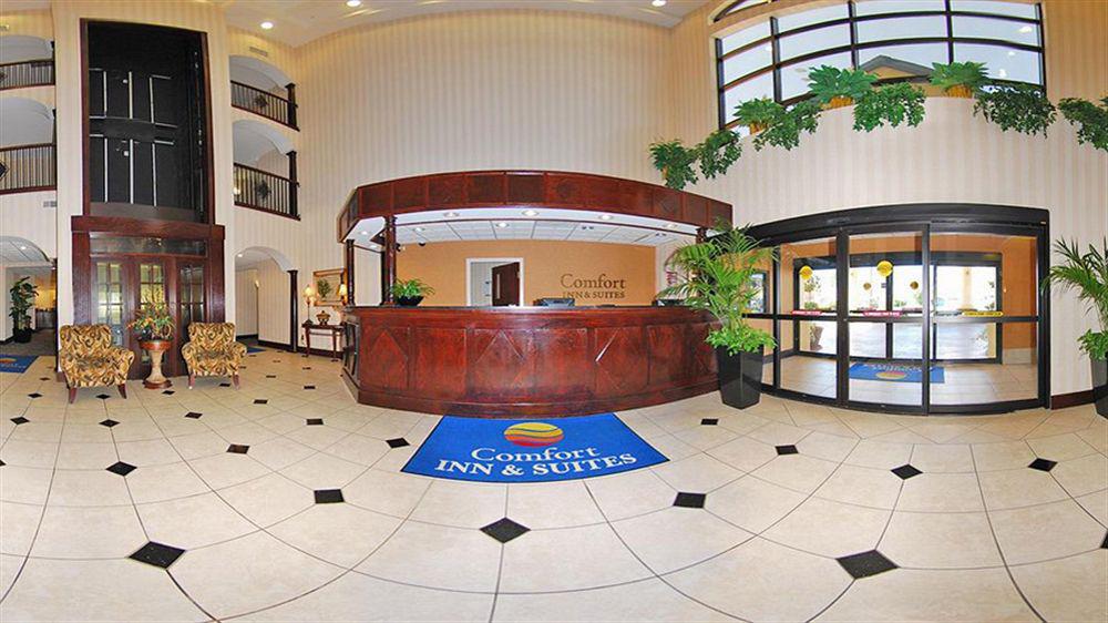 Comfort Inn & Suites Ftjackson Maingate Columbia Buitenkant foto